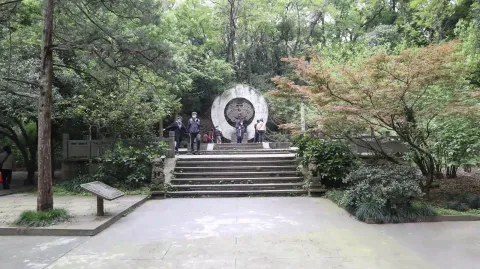 黄龙洞10