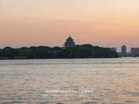 漫步金鸡湖畔26
