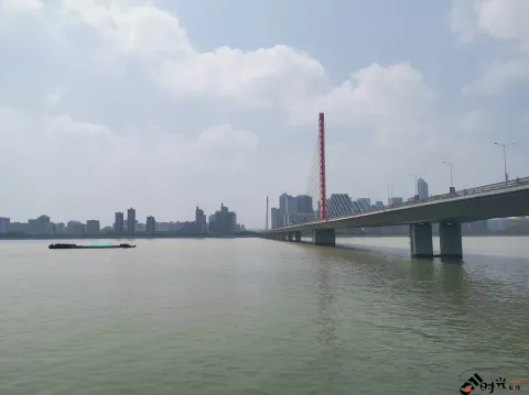 钱塘江