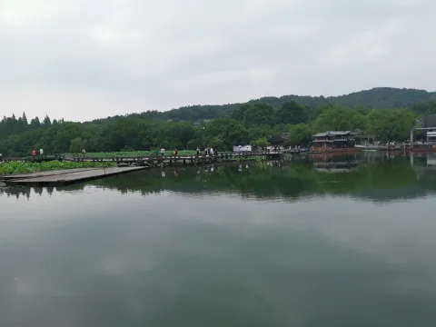 岳湖2