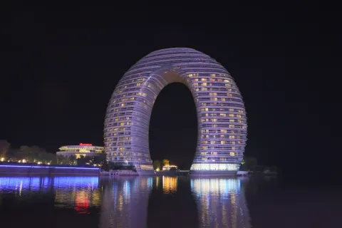 月亮湾广场4