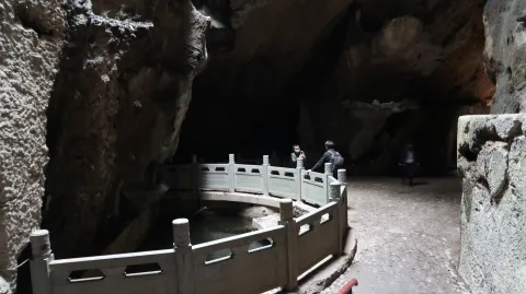 紫来洞11