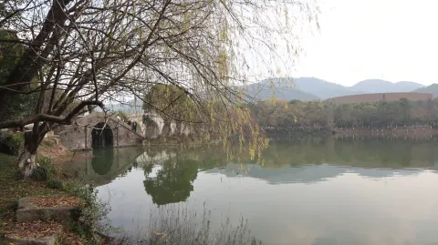 湘湖边的景色