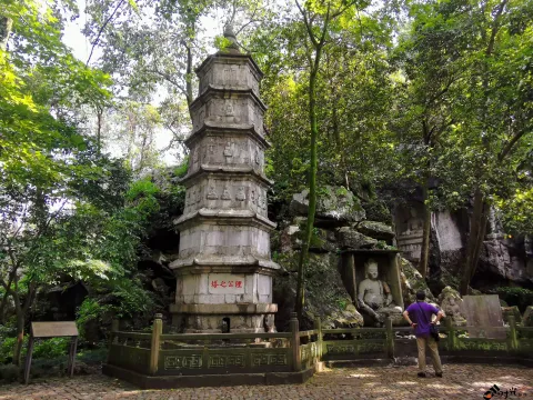 灵隐寺飞来峰