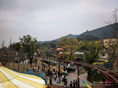 热闹非凡的杭钢公园城北青少年宫4