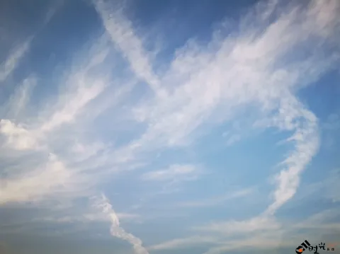接近黄昏的天空