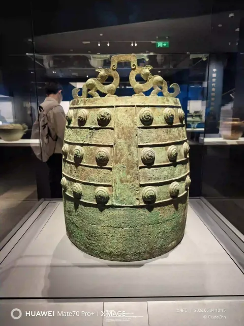 博物馆内展览的青铜器27