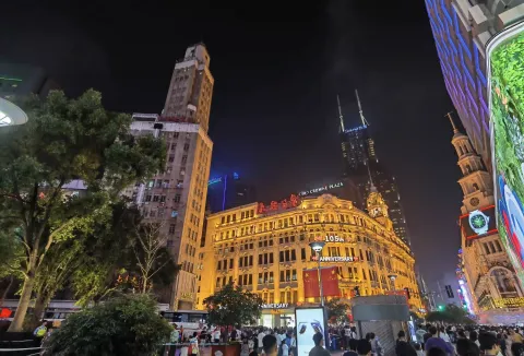 南京路步行街的夜晚9