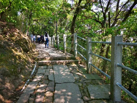 攀爬北高峰9