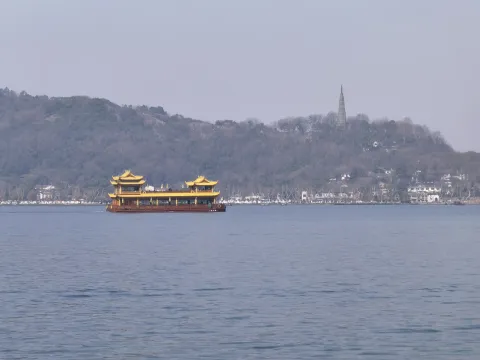 西湖游船6