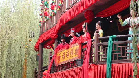 宋城街头表演