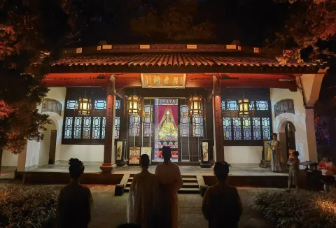 黄龙洞夜游9