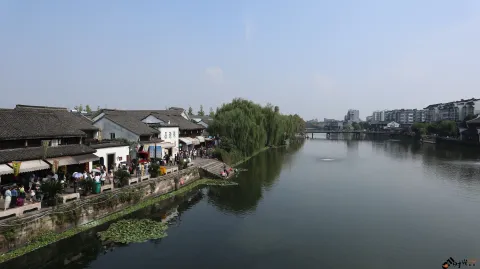 塘栖古镇，运河两岸景色