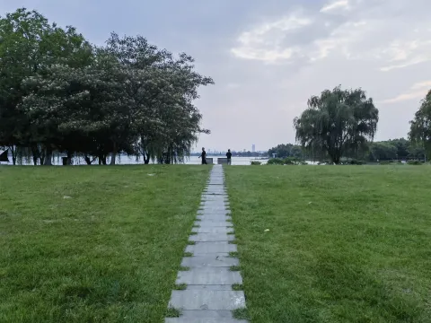 西山漾14