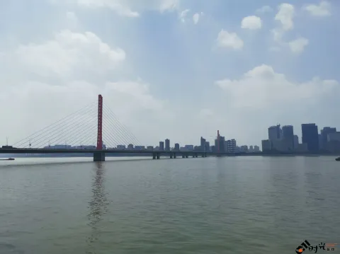 钱塘江