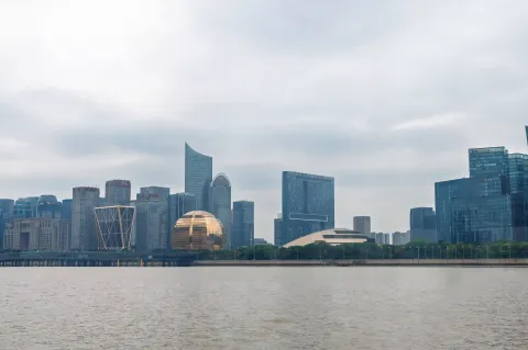钱塘江过江轮渡上看两岸风景4