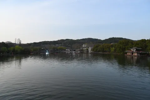 曲院风荷岳湖15