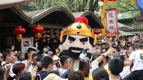 宋城街头表演