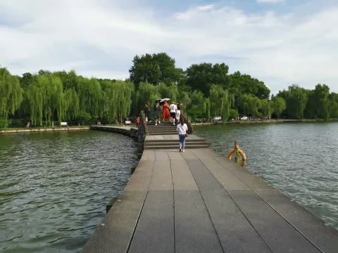 西湖8