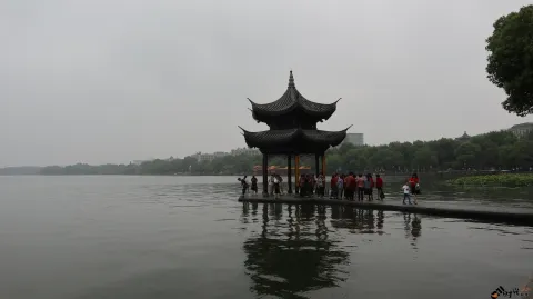 集贤亭
