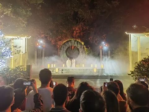 黄龙洞夜游13