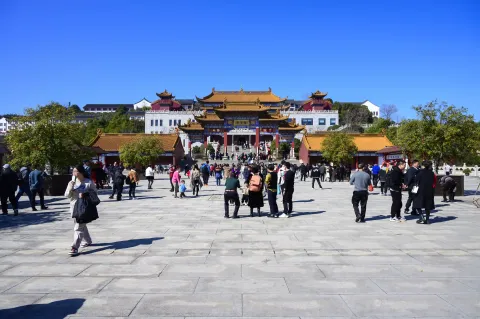 会稽山龙华寺18