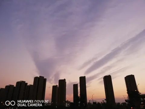 晚霞