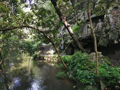 灵隐寺飞来峰
