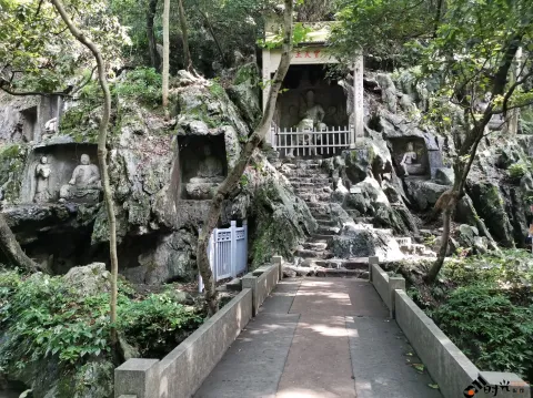 灵隐寺飞来峰