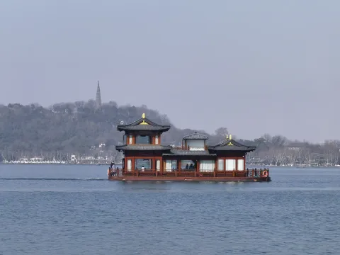西湖游船3