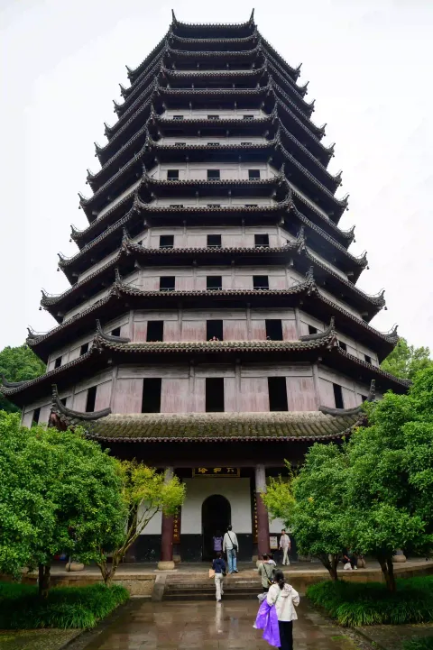 六和塔4