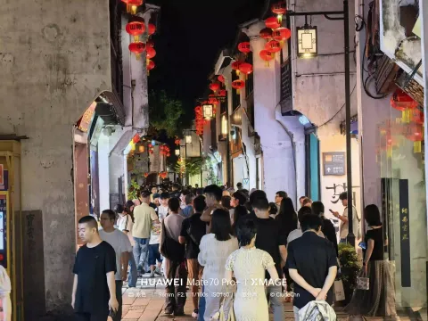 七里山塘的夜晚7