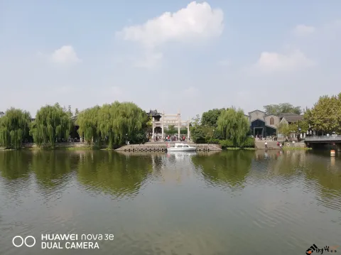 塘栖古镇，运河两岸景色