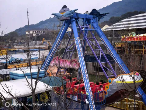 热闹非凡的杭钢公园城北青少年宫8