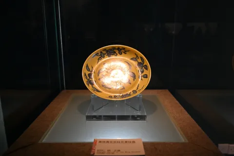 扬州博物馆展览品10