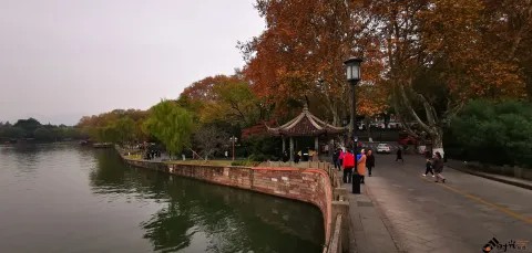 西冷桥边的景色