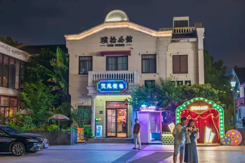 夜晚北码头民国风情街1