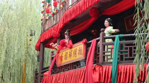 宋城街头表演