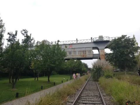 白塔公园
