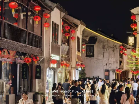 七里山塘的夜晚10