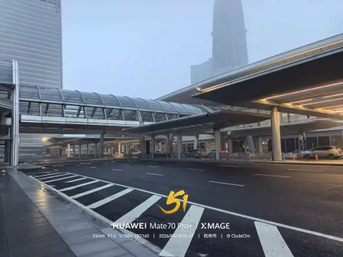 清晨时分往西站赶早班车2