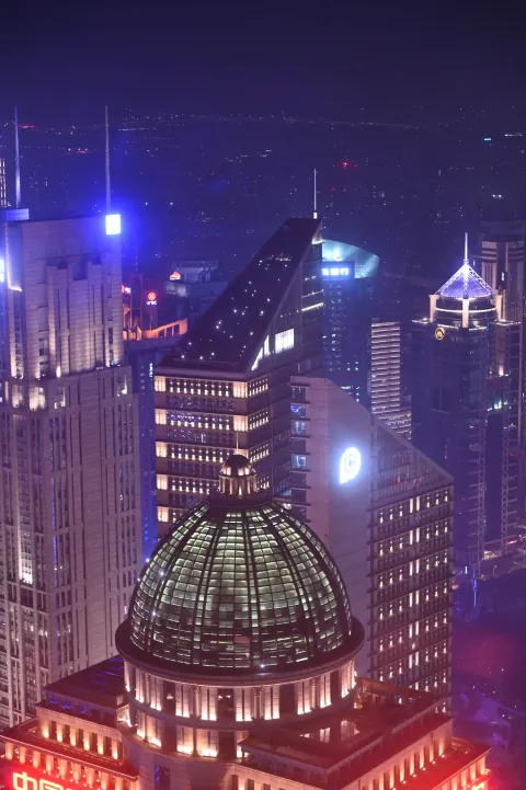 黄浦江边的夜景2