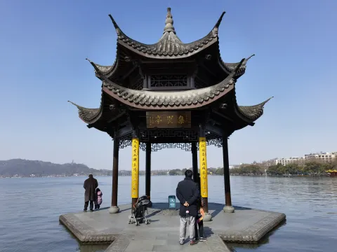 集贤亭3