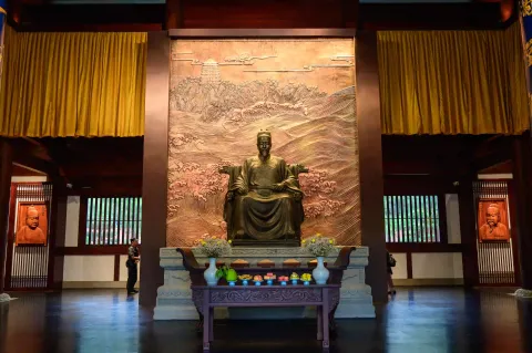 临安钱王陵公园8