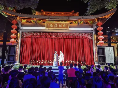 黄龙洞夜游15