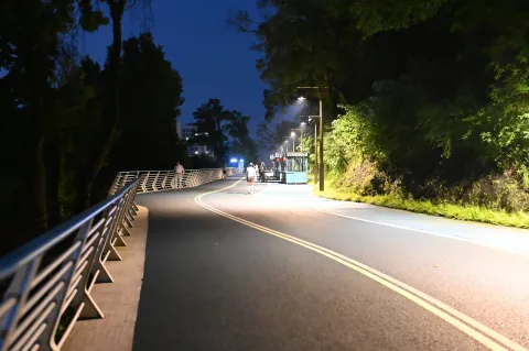 舟山东海云廊绿道夜景3
