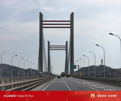 乘车过东海大桥出发嵊泗游玩3