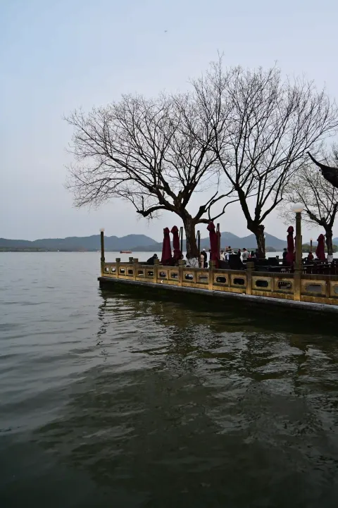 平湖秋月2