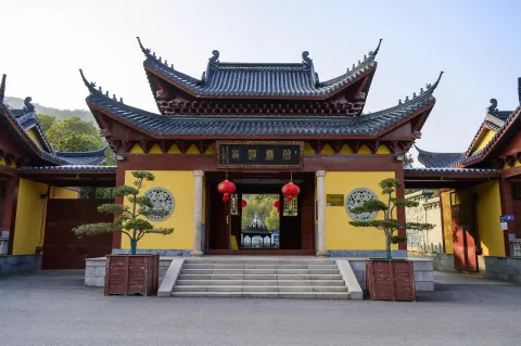 湖州碧岩禅寺1