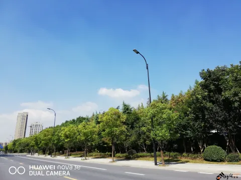 蓝天白云